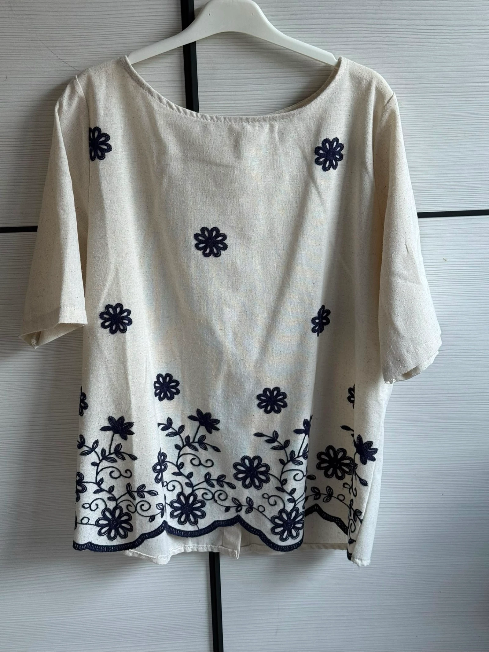 Embroidered flower linen blouse and pants set Made in Italy – photo 4